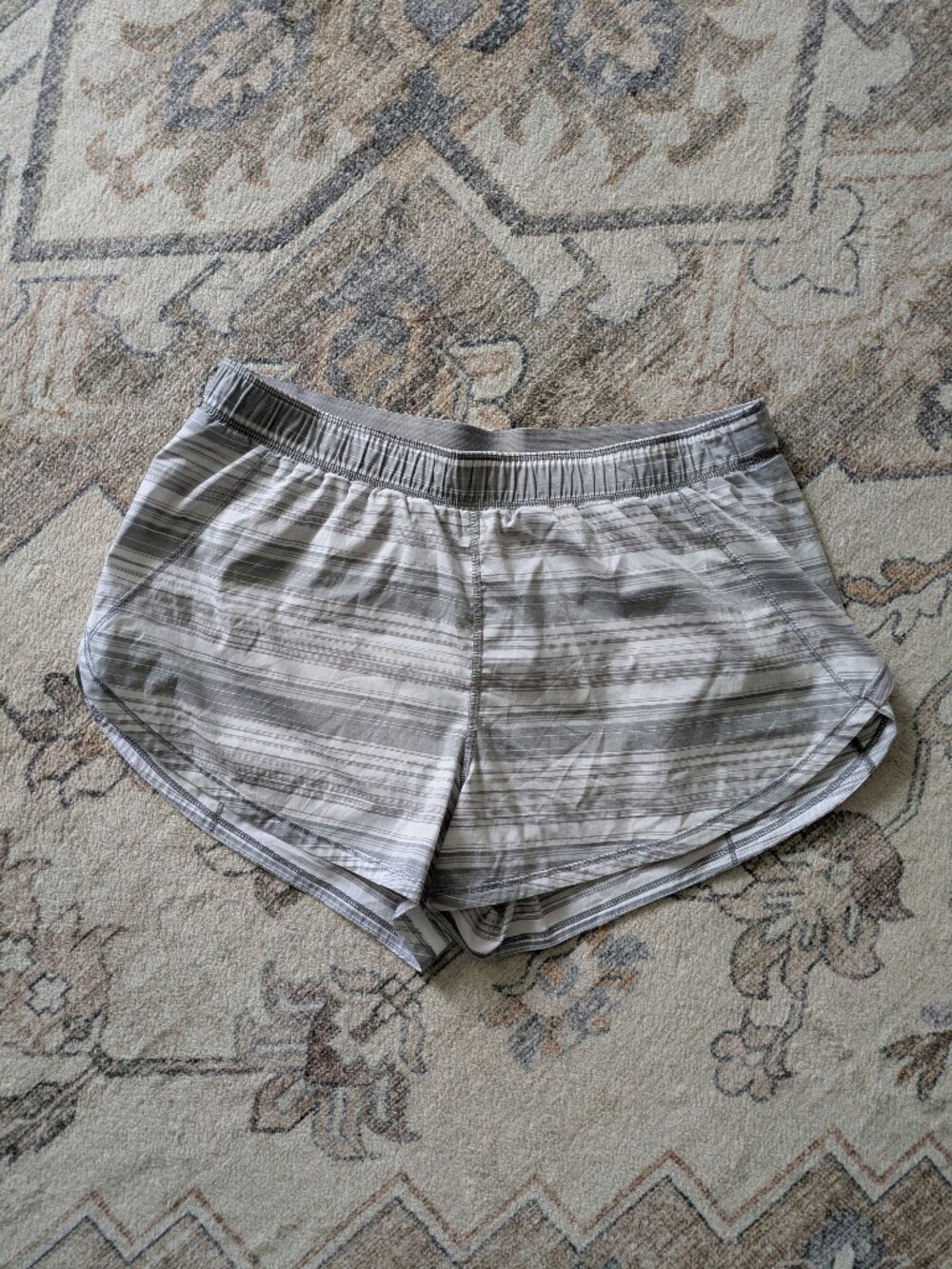 Lululemon Run Roll Down Shorts